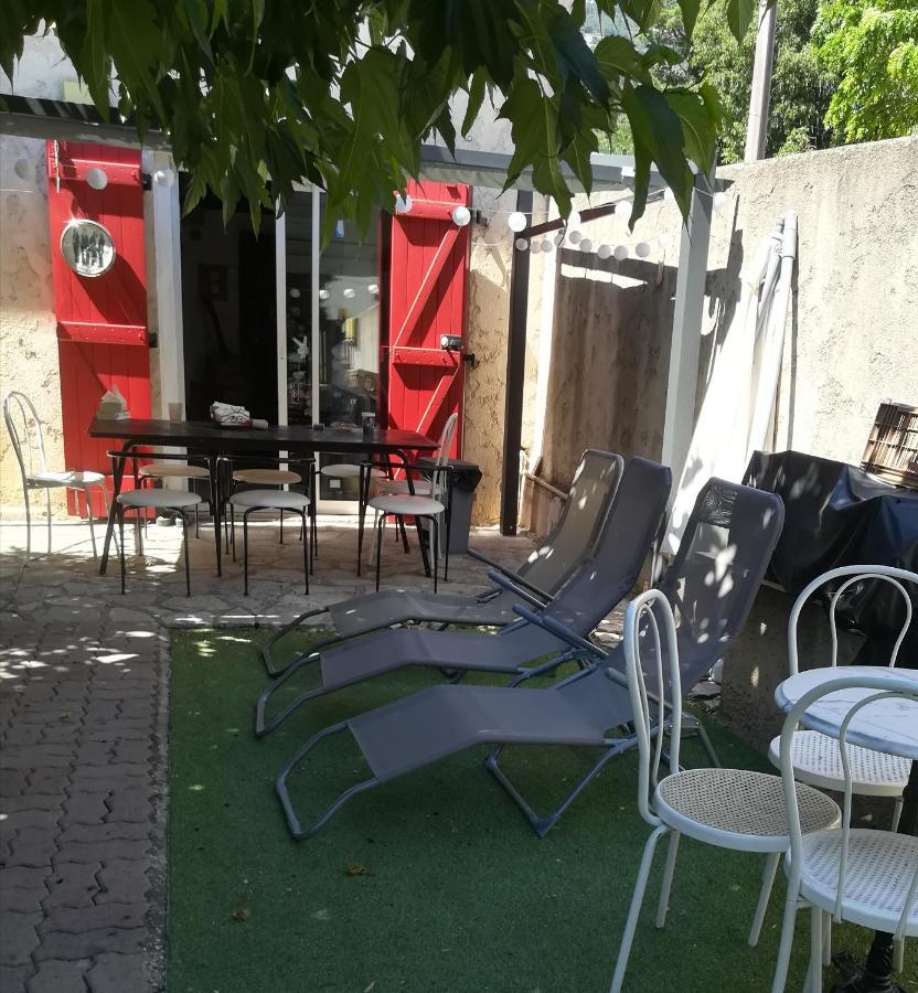 טולון Cath'S Place מראה חיצוני תמונה